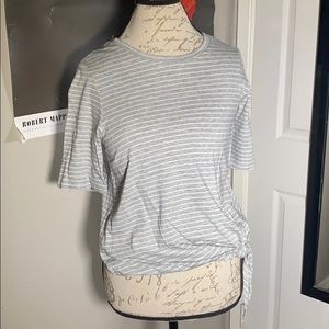 Gray and White Banana Republic t-shirt